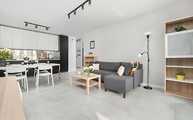 Sea And Stadium Apartments In Good Design With Parking & Garden By Noclegi Renters